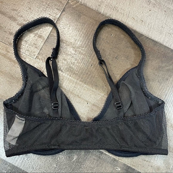 Vintage Victoria’s Secret Black Lace Bra 34C - Picture 7 of 9